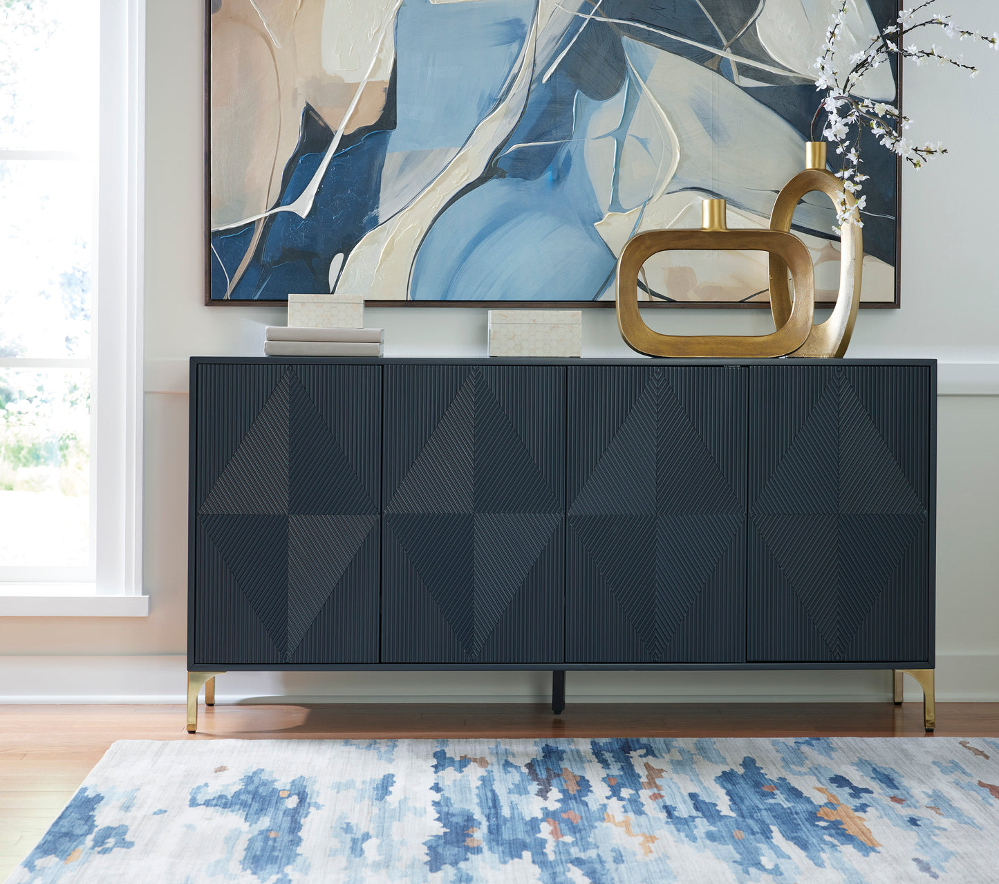 Loirwick Accent Cabinet