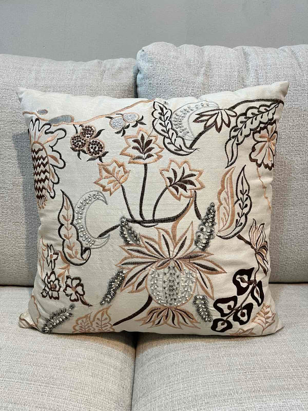 A51000125 Pillow