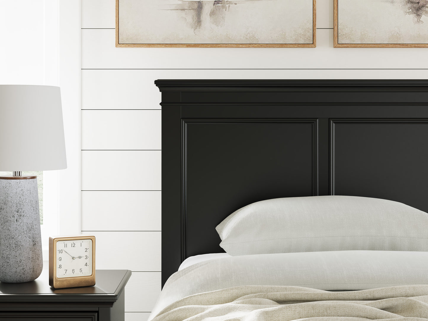 Lanolee Queen Panel Bed