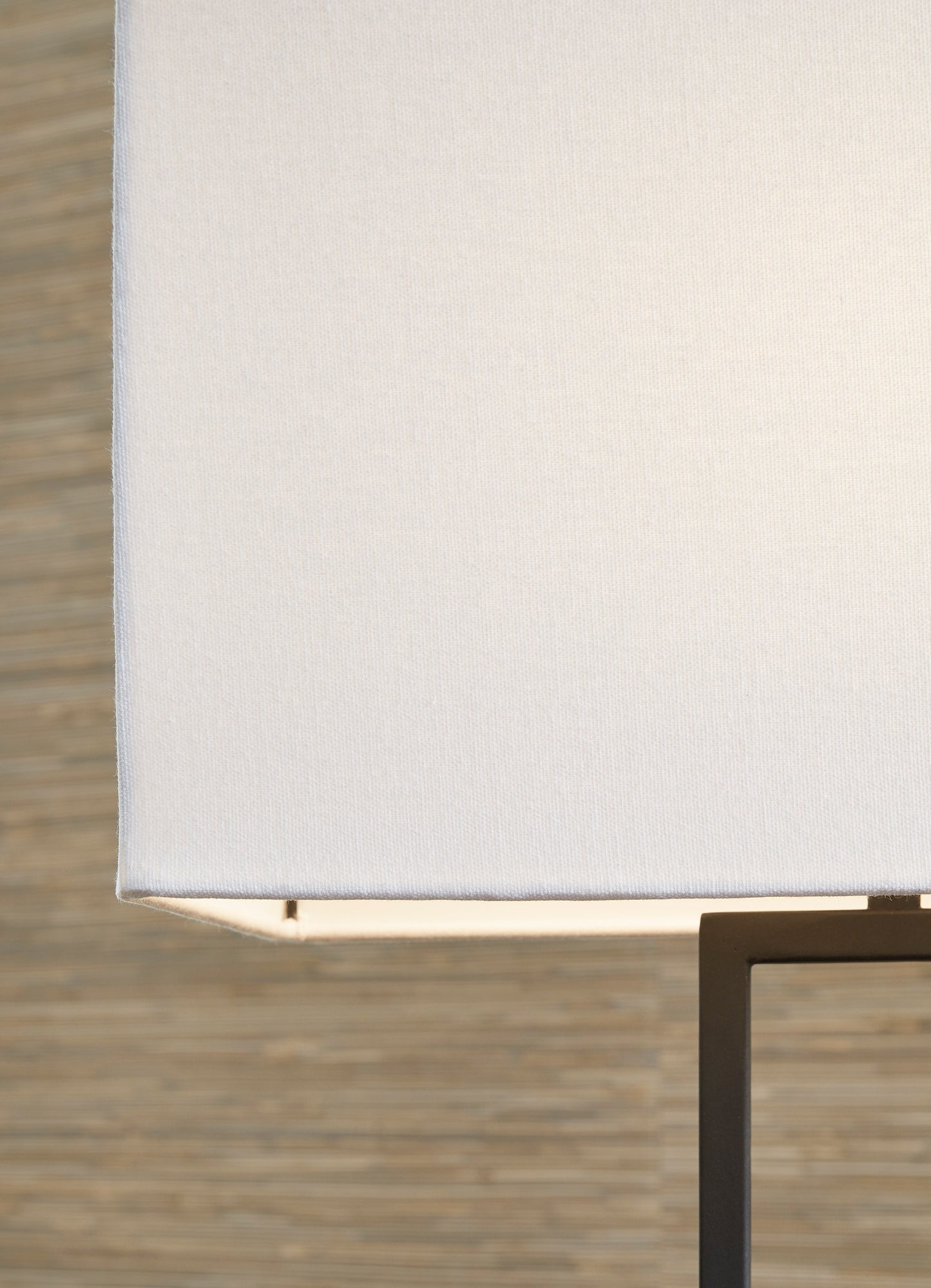 Voslen Metal Table Lamp