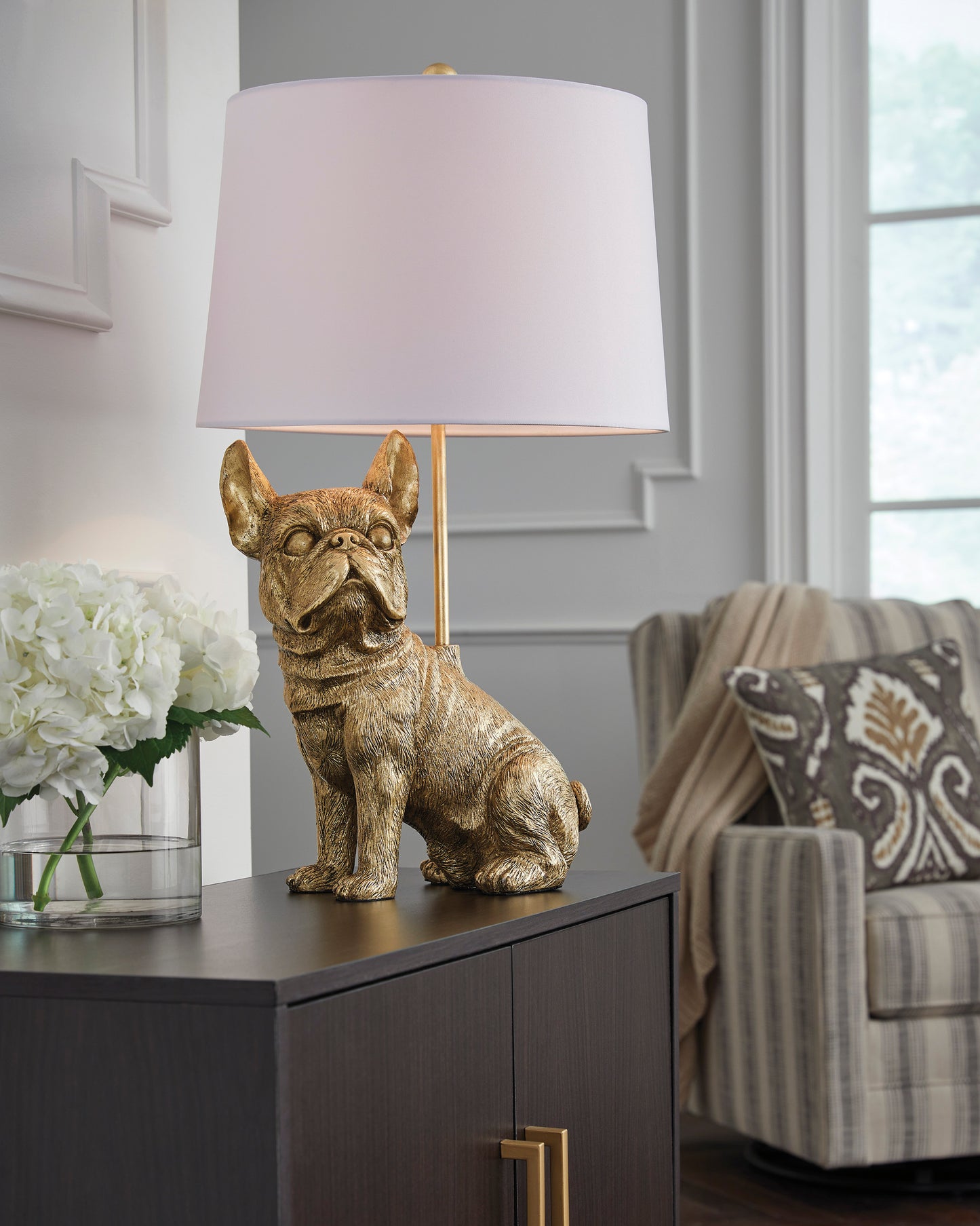 Wadeland Poly Table Lamp