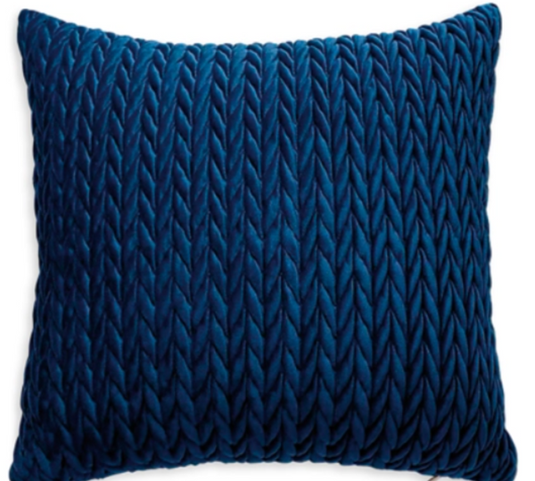 A51000280 Pillow