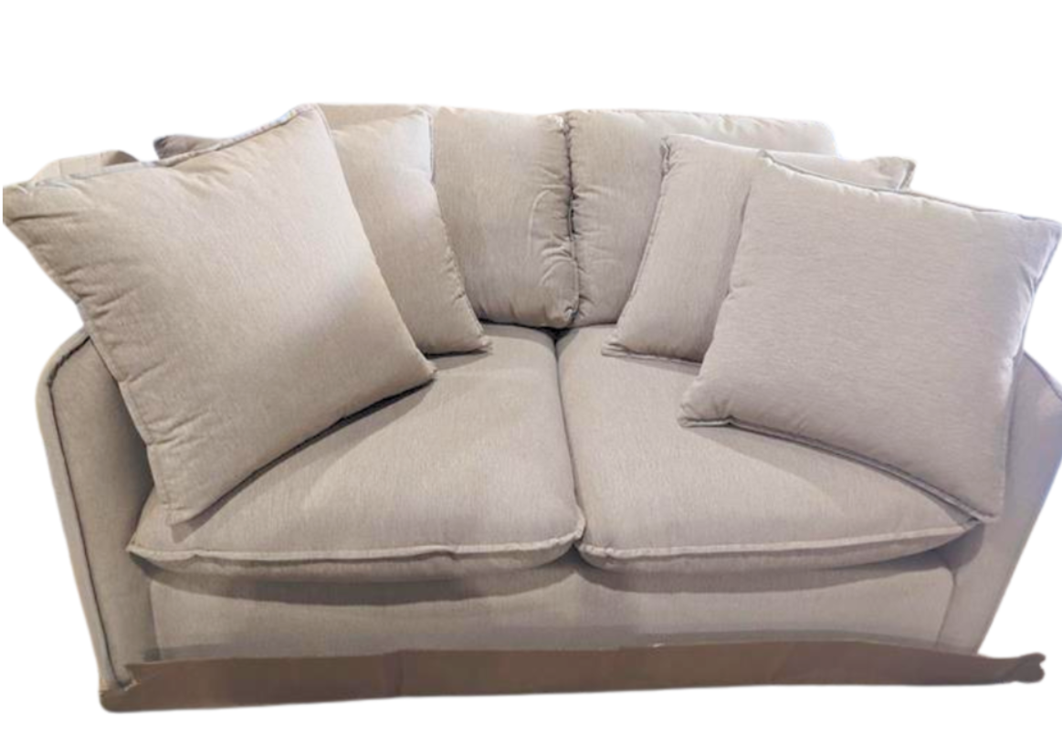 Alucans Loveseat