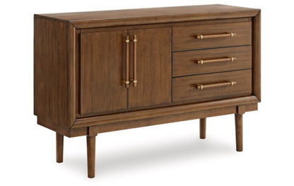 Lyncott Dining Room Server