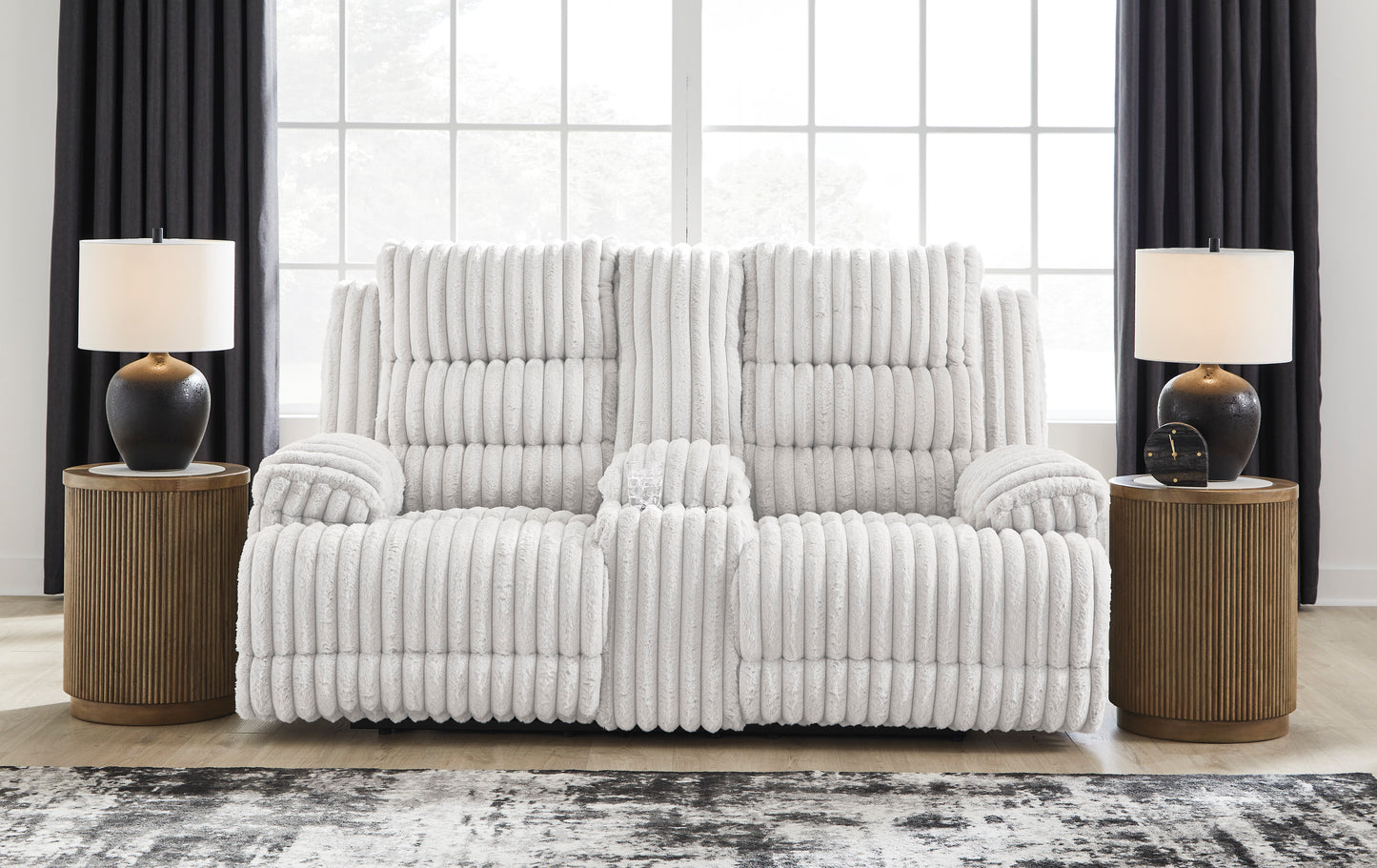 Technique DBL REC PWR Loveseat w/Console