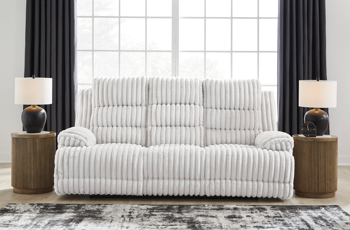 Technique DBL PWR Sofa w/ Drop Down Table