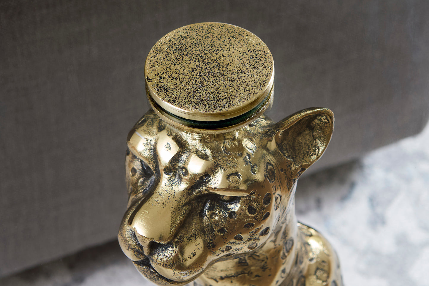 Vallain Accent Table