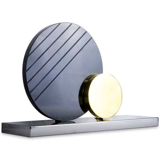 A52000332 Sculpture