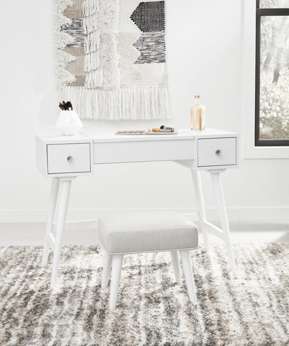 Thadamere Vanity/UPH Stool