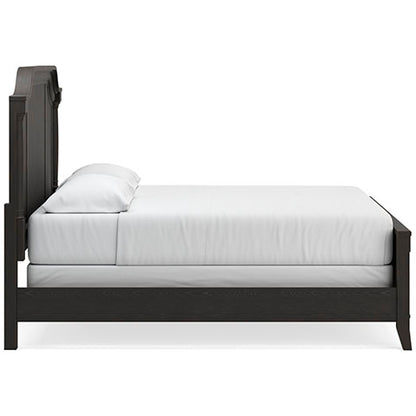 Welltern King Panel Bed w/ Full Slats