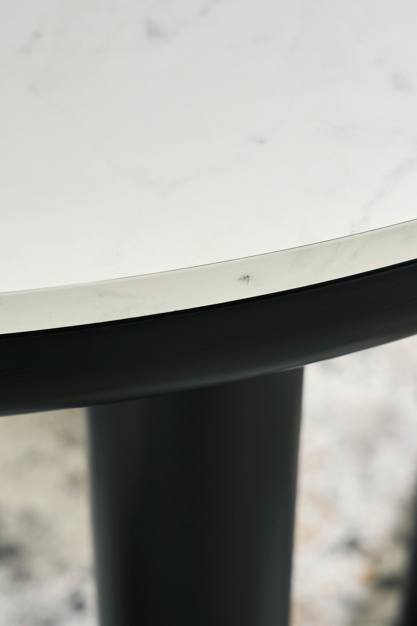 Xandrum Round Dining Room Table