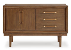 Lyncott Dining Room Server