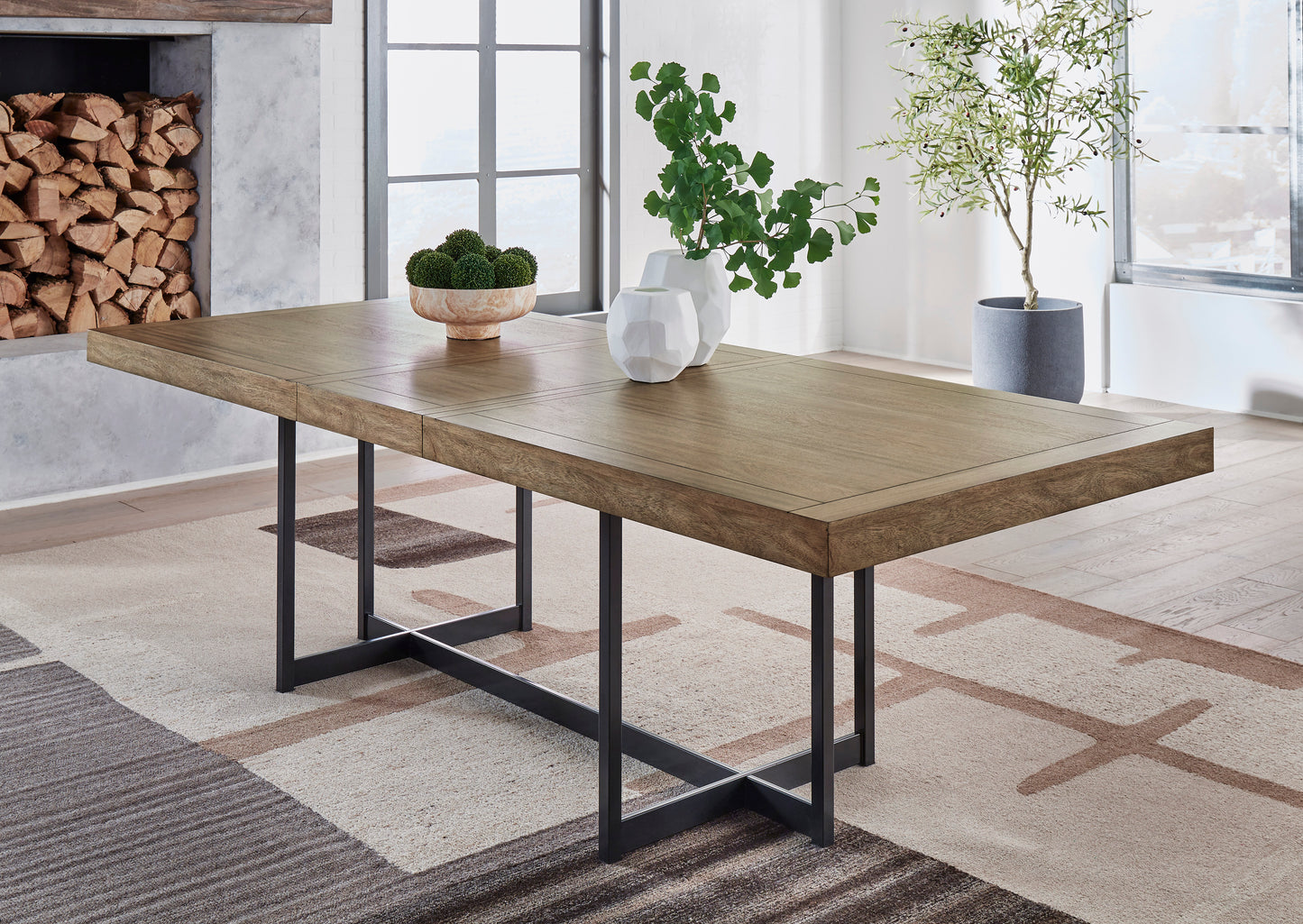 Tomtyn Rect Dining Room Extension Table