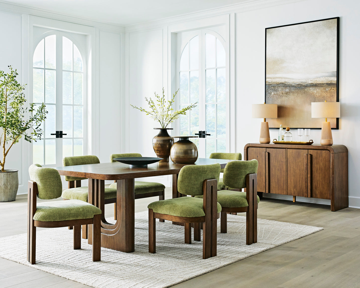 Paloma Dining Room Server