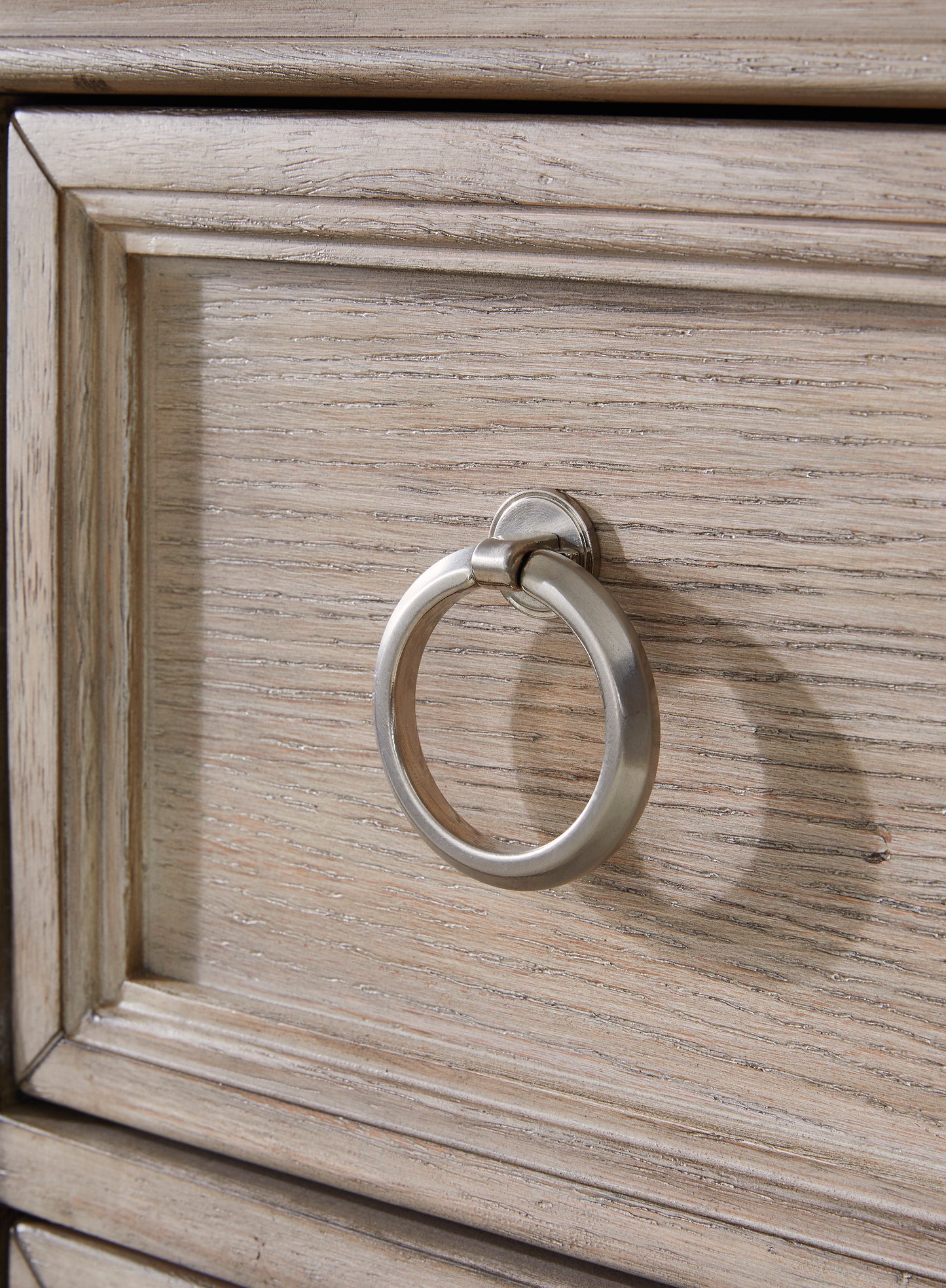 Jorlaina Dining Room Server