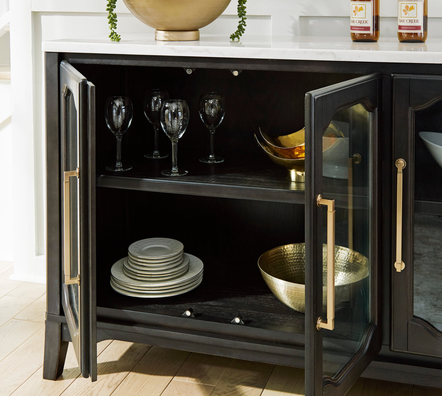 Welltern Dining Room Server