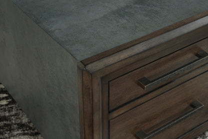 Kallenny Square Cocktail Table