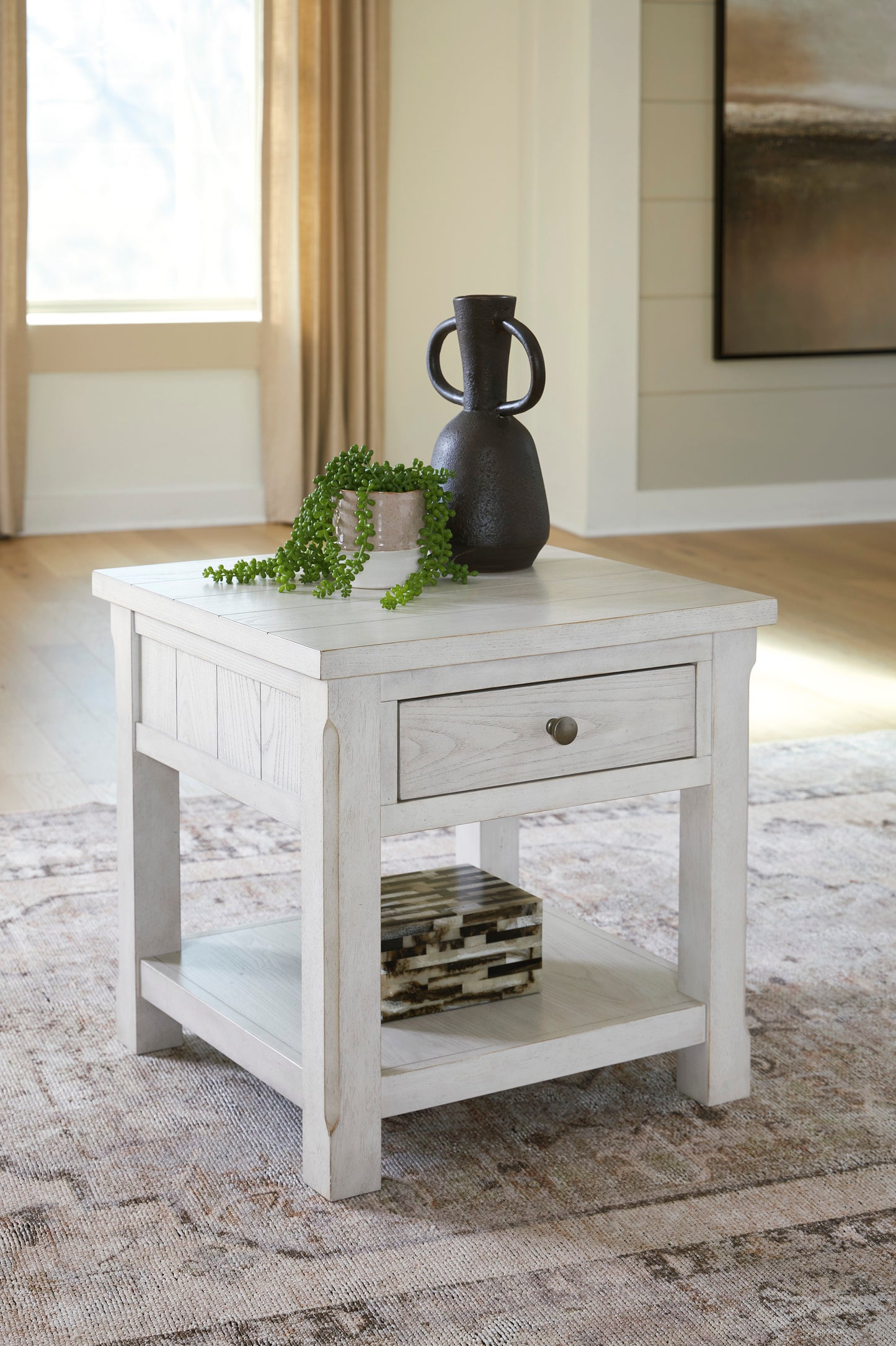 Robbinsdale Square End Table