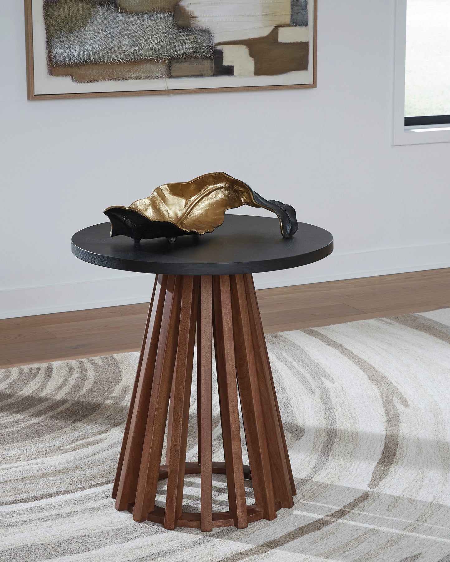 Kallari Round End Table